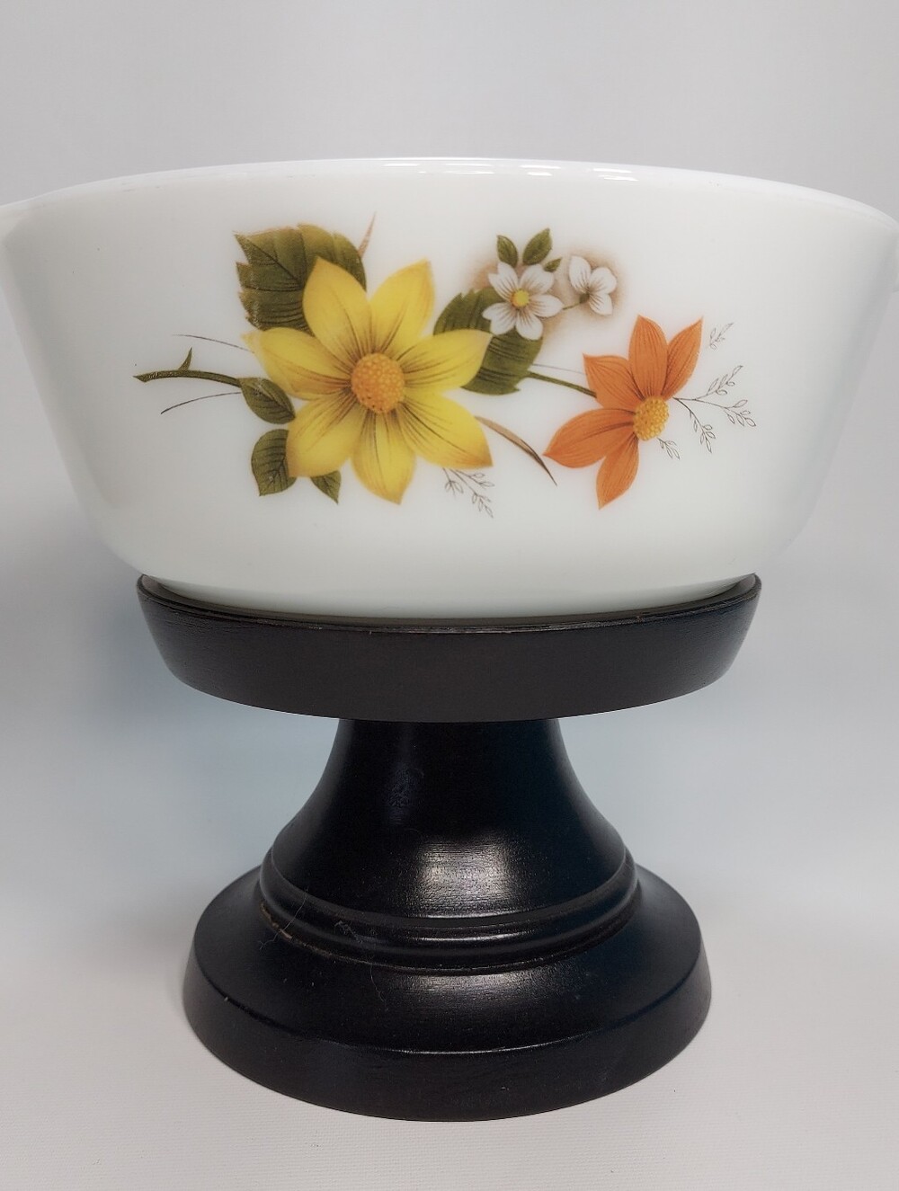 Vintage JAJ Pyrex Autumn Glory Dahlia Milk Glass Casserole Serving Bowl, Retro